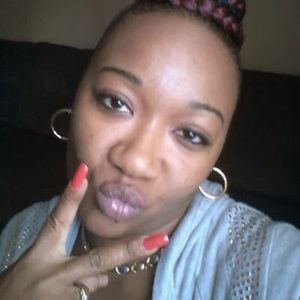 Meet your Posher, Nita
